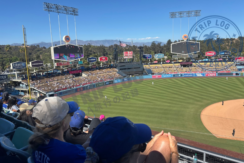 dodgerstadium-76ball